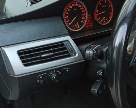 Серый БМВ 5 Серия, объемом двигателя 2.5 л и пробегом 311 тыс. км за 10400 $, фото 44 на Automoto.ua