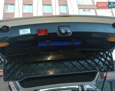 Серый БМВ 5 Серия, объемом двигателя 2.5 л и пробегом 311 тыс. км за 9100 $, фото 49 на Automoto.ua