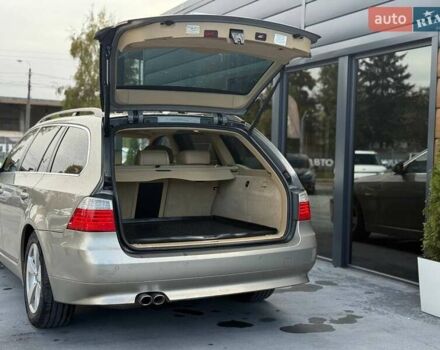 Серый БМВ 5 Серия, объемом двигателя 3 л и пробегом 257 тыс. км за 11999 $, фото 35 на Automoto.ua