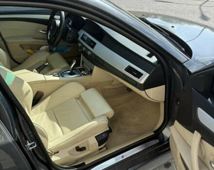 Серый БМВ 5 Серия, объемом двигателя 2.99 л и пробегом 370 тыс. км за 14000 $, фото 11 на Automoto.ua