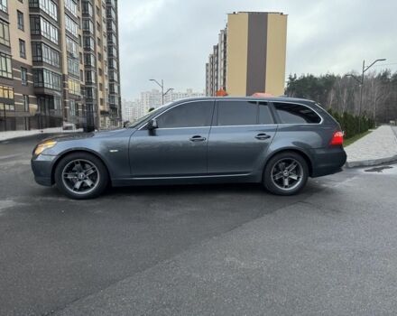 Серый БМВ 5 Серия, объемом двигателя 3 л и пробегом 320 тыс. км за 8000 $, фото 1 на Automoto.ua