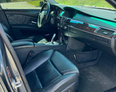 Серый БМВ 5 Серия, объемом двигателя 2 л и пробегом 358 тыс. км за 7850 $, фото 11 на Automoto.ua