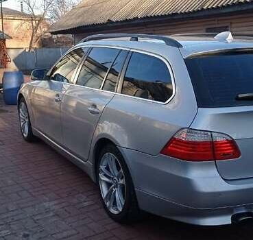 Серый БМВ 5 Серия, объемом двигателя 2 л и пробегом 304 тыс. км за 8600 $, фото 4 на Automoto.ua