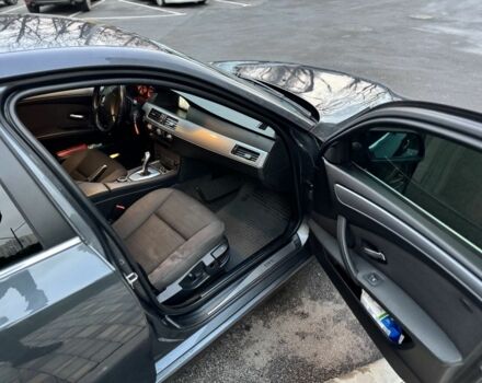 Серый БМВ 5 Серия, объемом двигателя 3 л и пробегом 320 тыс. км за 8000 $, фото 9 на Automoto.ua