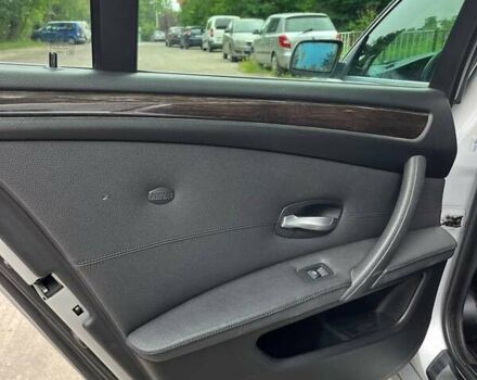 Серый БМВ 5 Серия, объемом двигателя 3 л и пробегом 358 тыс. км за 7700 $, фото 16 на Automoto.ua