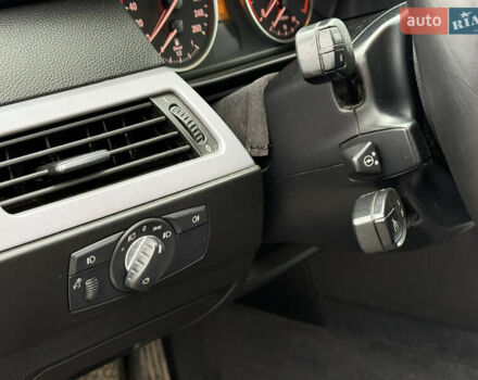 Серый БМВ 5 Серия, объемом двигателя 2 л и пробегом 332 тыс. км за 9650 $, фото 17 на Automoto.ua