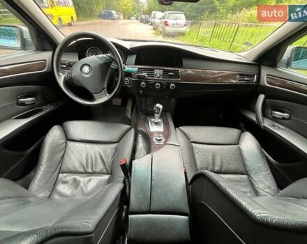 Серый БМВ 5 Серия, объемом двигателя 3 л и пробегом 358 тыс. км за 7700 $, фото 7 на Automoto.ua