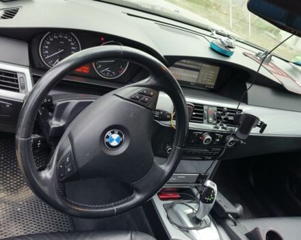 Серый БМВ 5 Серия, объемом двигателя 3 л и пробегом 300 тыс. км за 8500 $, фото 6 на Automoto.ua