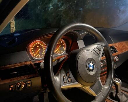 Серый БМВ 5 Серия, объемом двигателя 2 л и пробегом 360 тыс. км за 7000 $, фото 4 на Automoto.ua