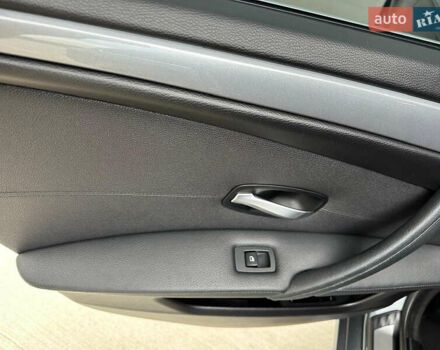 Серый БМВ 5 Серия, объемом двигателя 3 л и пробегом 250 тыс. км за 12500 $, фото 16 на Automoto.ua