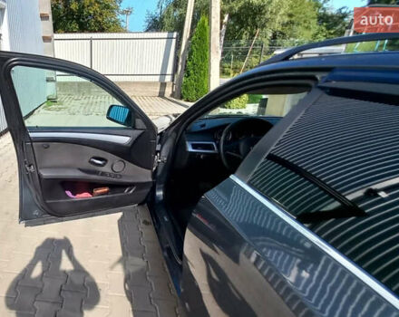 БМВ 5 Серия 2009 в Косове на Automoto.ua Серый БМВ 5 Серия, объемом двигателя 2 л и пробегом 340 тыс. км за 9000 $, фото 18 на Automoto.ua