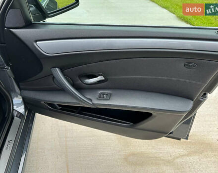 Серый БМВ 5 Серия, объемом двигателя 3 л и пробегом 250 тыс. км за 12500 $, фото 22 на Automoto.ua