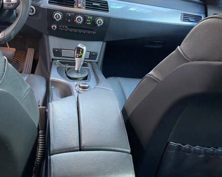 Серый БМВ 5 Серия, объемом двигателя 3 л и пробегом 312 тыс. км за 13700 $, фото 7 на Automoto.ua