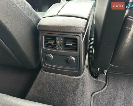 Серый БМВ 5 Серия, объемом двигателя 3 л и пробегом 250 тыс. км за 12500 $, фото 20 на Automoto.ua