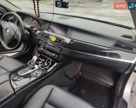 Серый БМВ 5 Серия, объемом двигателя 2.99 л и пробегом 265 тыс. км за 13999 $, фото 18 на Automoto.ua