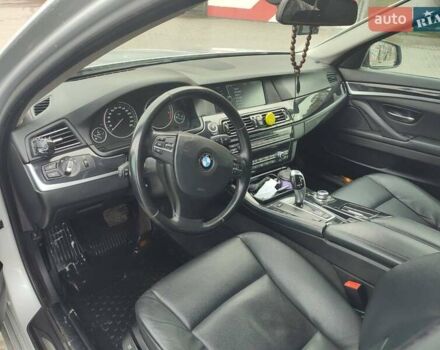Серый БМВ 5 Серия, объемом двигателя 3 л и пробегом 265 тыс. км за 13999 $, фото 5 на Automoto.ua