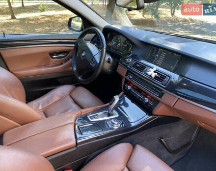 Сірий БМВ 5 Серія, об'ємом двигуна 2 л та пробігом 260 тис. км за 14400 $, фото 31 на Automoto.ua