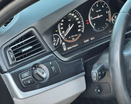 Сірий БМВ 5 Серія, об'ємом двигуна 2 л та пробігом 300 тис. км за 12000 $, фото 5 на Automoto.ua