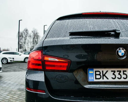 Серый БМВ 5 Серия, объемом двигателя 2 л и пробегом 300 тыс. км за 12999 $, фото 16 на Automoto.ua