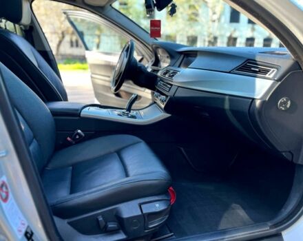 Серый БМВ 5 Серия, объемом двигателя 2 л и пробегом 315 тыс. км за 13900 $, фото 11 на Automoto.ua