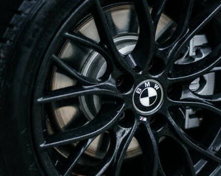 Серый БМВ 5 Серия, объемом двигателя 2 л и пробегом 300 тыс. км за 12999 $, фото 28 на Automoto.ua