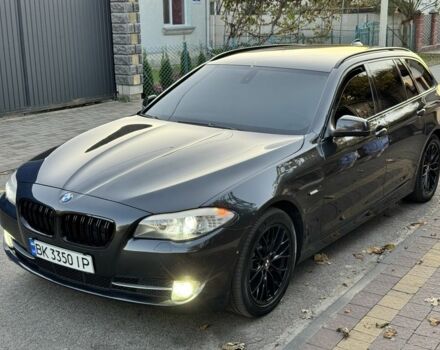 Сірий БМВ 5 Серія, об'ємом двигуна 2 л та пробігом 300 тис. км за 12000 $, фото 3 на Automoto.ua