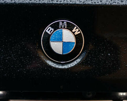 Серый БМВ 5 Серия, объемом двигателя 2 л и пробегом 300 тыс. км за 12999 $, фото 12 на Automoto.ua