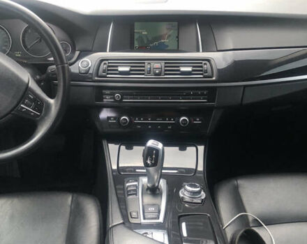 Серый БМВ 5 Серия, объемом двигателя 2 л и пробегом 295 тыс. км за 16600 $, фото 8 на Automoto.ua