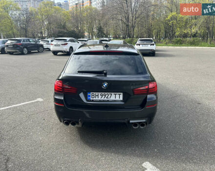 Серый БМВ 5 Серия, объемом двигателя 3 л и пробегом 218 тыс. км за 19300 $, фото 3 на Automoto.ua