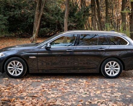 Серый БМВ 5 Серия, объемом двигателя 2 л и пробегом 216 тыс. км за 19714 $, фото 2 на Automoto.ua