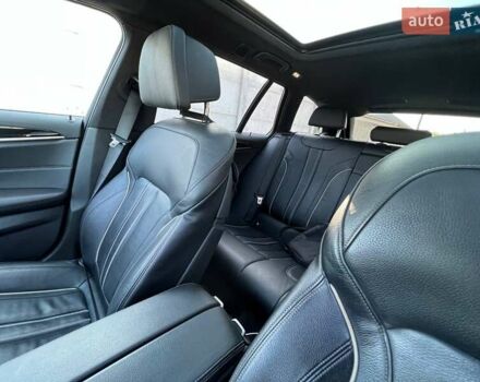 Сірий БМВ 5 Серія, об'ємом двигуна 2.99 л та пробігом 378 тис. км за 17876 $, фото 11 на Automoto.ua