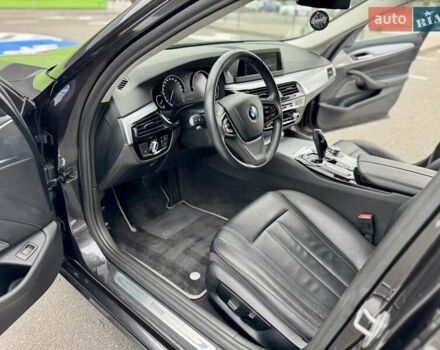 Сірий БМВ 5 Серія, об'ємом двигуна 2 л та пробігом 199 тис. км за 19900 $, фото 30 на Automoto.ua