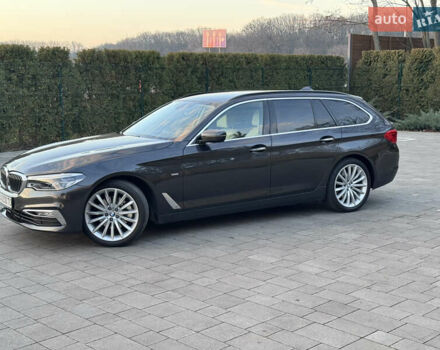 Серый БМВ 5 Серия, объемом двигателя 2 л и пробегом 246 тыс. км за 26500 $, фото 1 на Automoto.ua