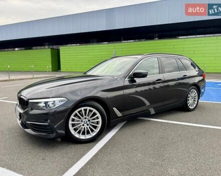 Серый БМВ 5 Серия, объемом двигателя 2 л и пробегом 200 тыс. км за 19900 $, фото 4 на Automoto.ua