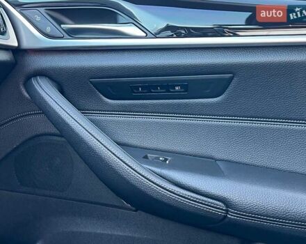 Сірий БМВ 5 Серія, об'ємом двигуна 2.99 л та пробігом 378 тис. км за 17876 $, фото 16 на Automoto.ua