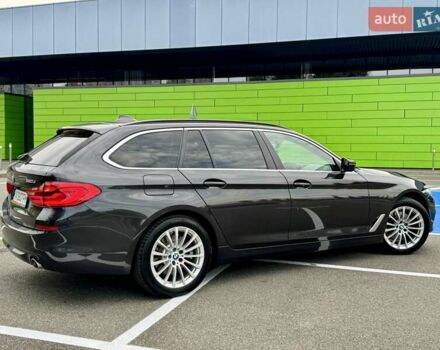 Серый БМВ 5 Серия, объемом двигателя 2 л и пробегом 200 тыс. км за 19900 $, фото 15 на Automoto.ua