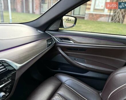 Серый БМВ 5 Серия, объемом двигателя 2 л и пробегом 223 тыс. км за 21850 $, фото 62 на Automoto.ua