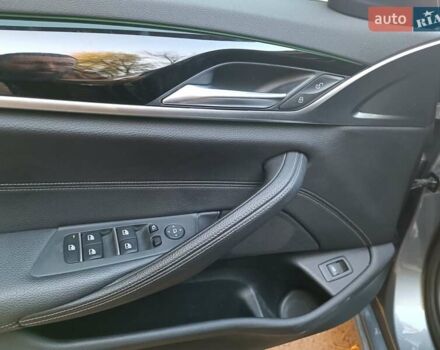 Серый БМВ 5 Серия, объемом двигателя 2 л и пробегом 153 тыс. км за 25300 $, фото 22 на Automoto.ua