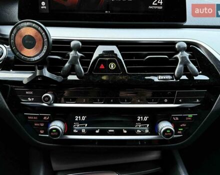 Сірий БМВ 5 Серія, об'ємом двигуна 2 л та пробігом 92 тис. км за 39900 $, фото 24 на Automoto.ua