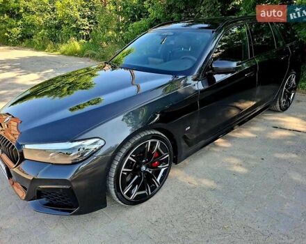 Серый БМВ 5 Серия, объемом двигателя 2.99 л и пробегом 120 тыс. км за 44000 $, фото 2 на Automoto.ua