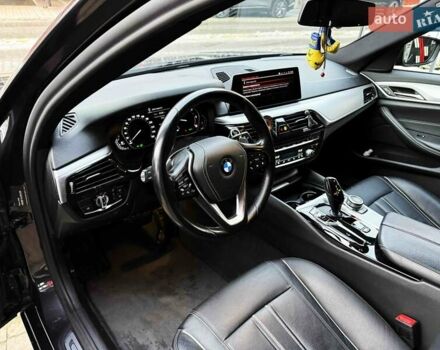 Сірий БМВ 5 Серія, об'ємом двигуна 2 л та пробігом 92 тис. км за 39900 $, фото 17 на Automoto.ua
