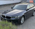 Серый БМВ 5 Серия, объемом двигателя 2.99 л и пробегом 209 тыс. км за 39990 $, фото 1 на Automoto.ua