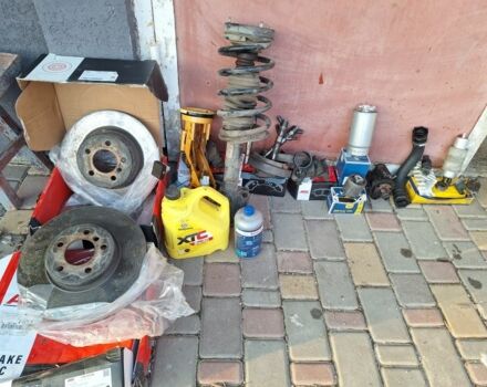 Серый БМВ 5 Серия, объемом двигателя 2.9 л и пробегом 360 тыс. км за 9500 $, фото 5 на Automoto.ua