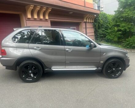 Серый БМВ 5 Серия, объемом двигателя 3 л и пробегом 300 тыс. км за 8000 $, фото 1 на Automoto.ua