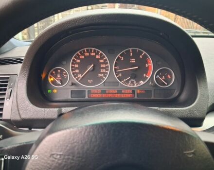 Серый БМВ 5 Серия, объемом двигателя 3 л и пробегом 375 тыс. км за 12800 $, фото 3 на Automoto.ua