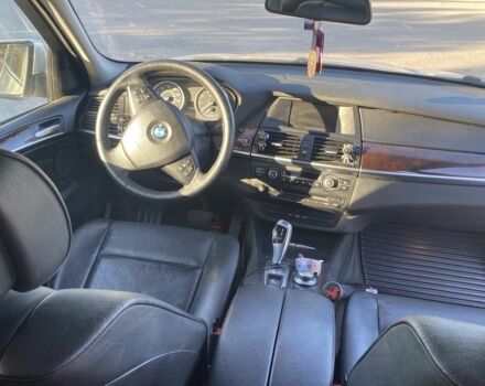 Серый БМВ 5 Серия, объемом двигателя 3 л и пробегом 360 тыс. км за 10000 $, фото 7 на Automoto.ua