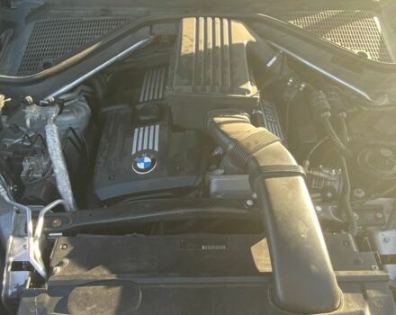 Серый БМВ 5 Серия, объемом двигателя 3 л и пробегом 360 тыс. км за 10000 $, фото 3 на Automoto.ua