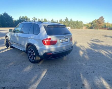 Серый БМВ 5 Серия, объемом двигателя 3 л и пробегом 360 тыс. км за 10000 $, фото 4 на Automoto.ua