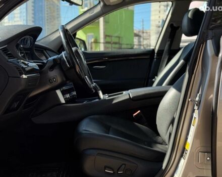 Серый БМВ 5 Серия, объемом двигателя 3 л и пробегом 113 тыс. км за 22990 $, фото 23 на Automoto.ua