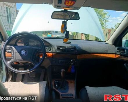 Серый БМВ 5 Серия, объемом двигателя 2 л и пробегом 264 тыс. км за 3600 $, фото 2 на Automoto.ua